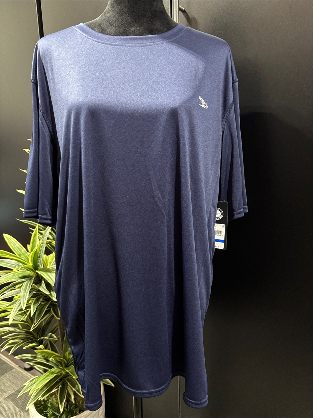 Speedo UPF 50+ Turbo Dry performance fabric,logo chest,lightweight,crew